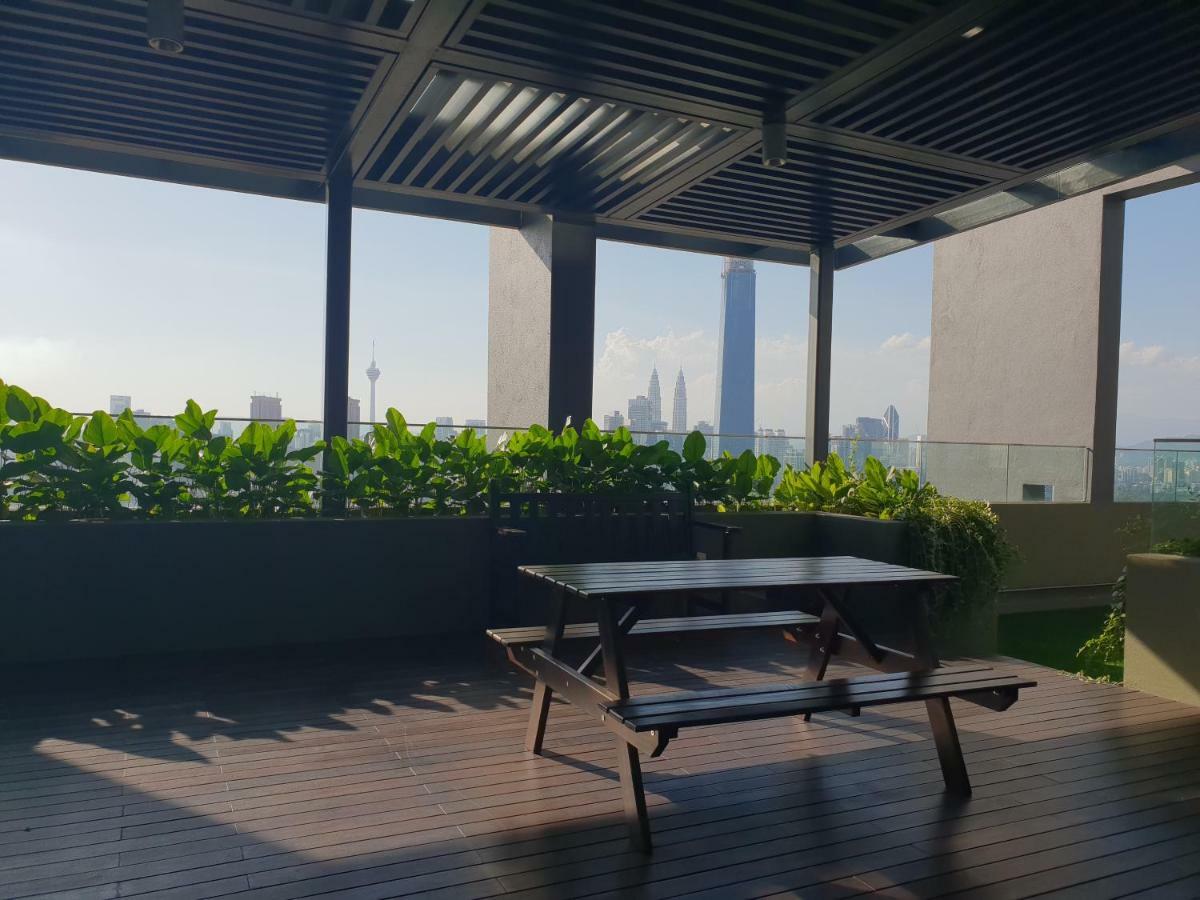 Sunway Velocity V Residence Suites Kuala Lumpur Exterior photo